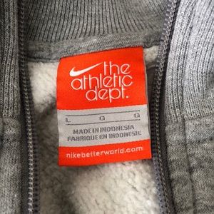 NIKE half zip sweatshirt